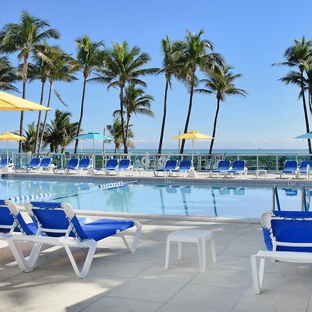 Ocean Beach Apartments ไมอามีบีช ภายนอก รูปภาพ
