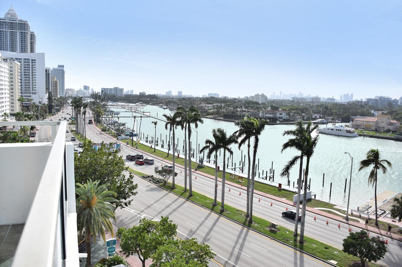Ocean Beach Apartments ไมอามีบีช ภายนอก รูปภาพ