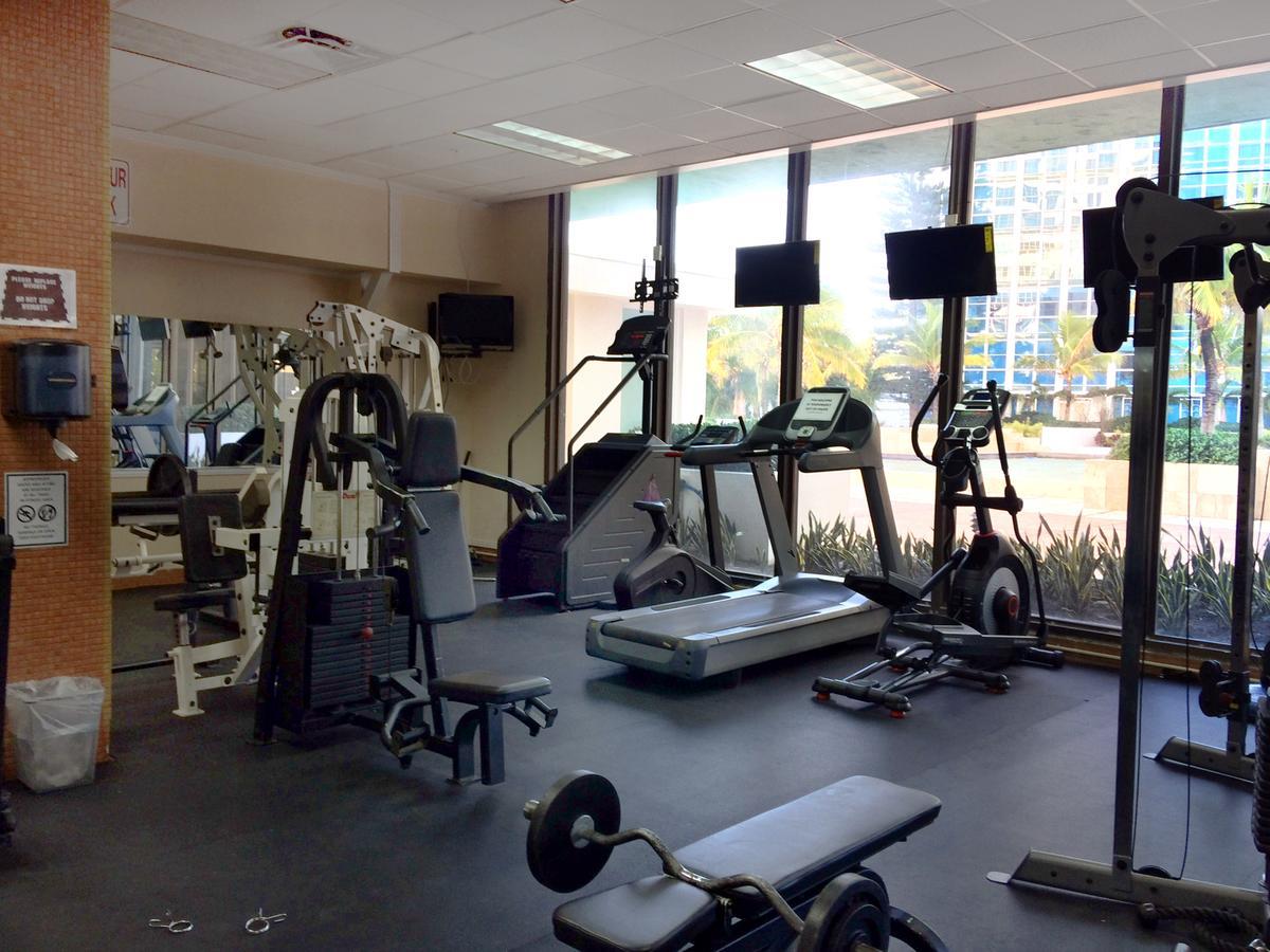 Ocean Beach Apartments ไมอามีบีช ภายนอก รูปภาพ