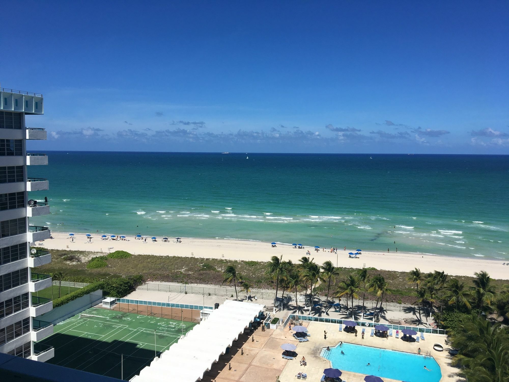 Ocean Beach Apartments ไมอามีบีช ภายนอก รูปภาพ