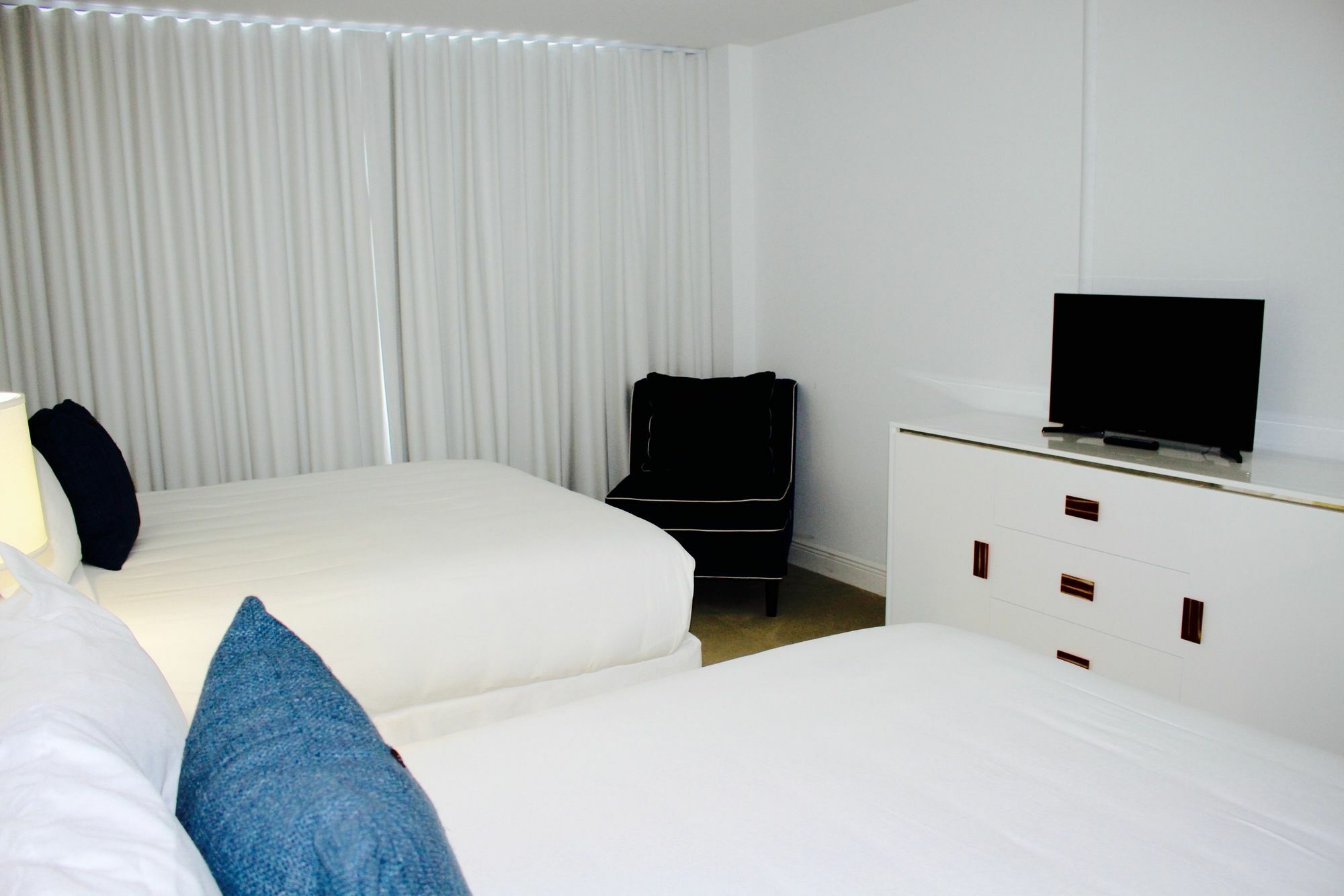 Ocean Beach Apartments ไมอามีบีช ภายนอก รูปภาพ
