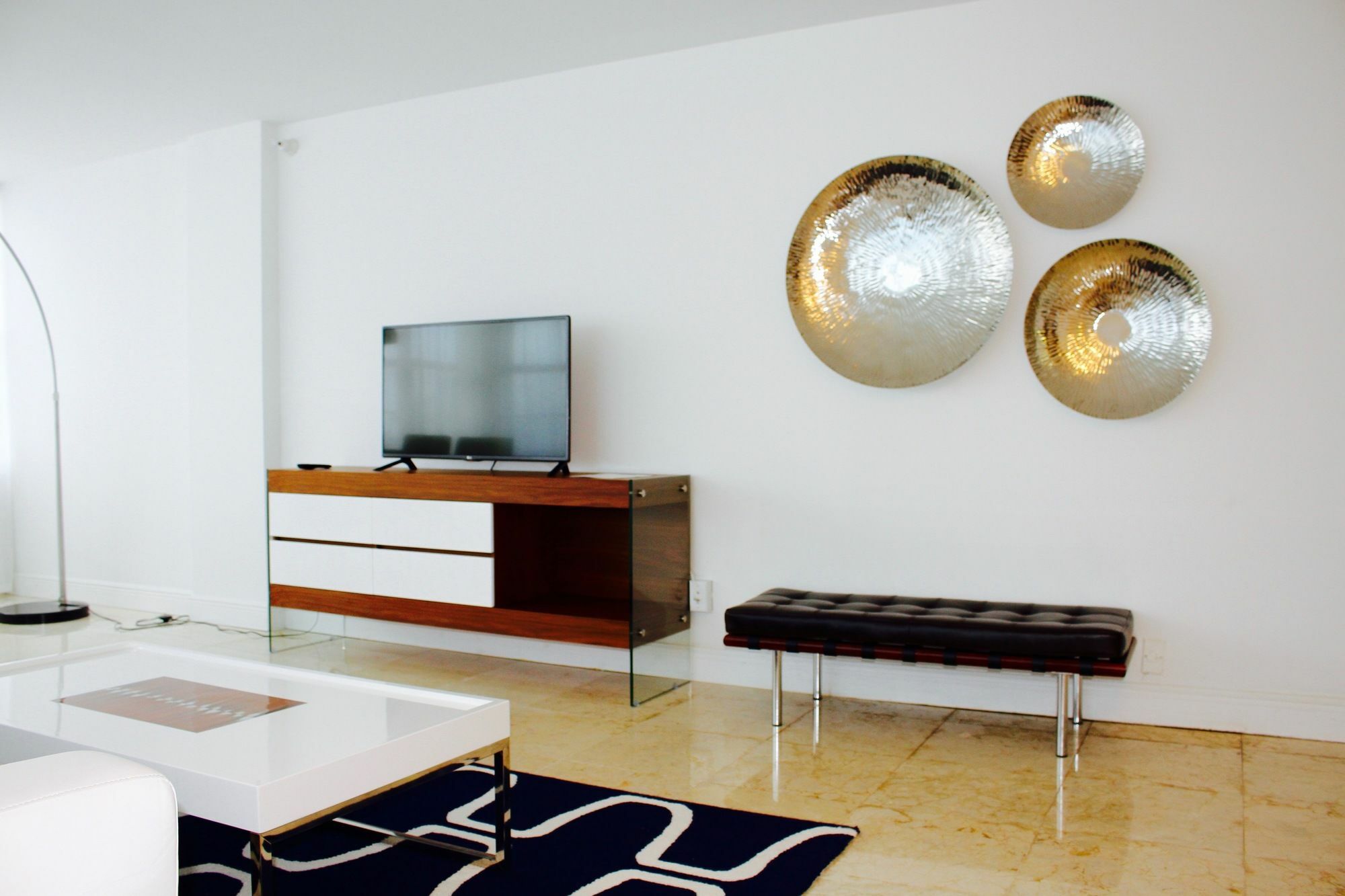 Ocean Beach Apartments ไมอามีบีช ภายนอก รูปภาพ